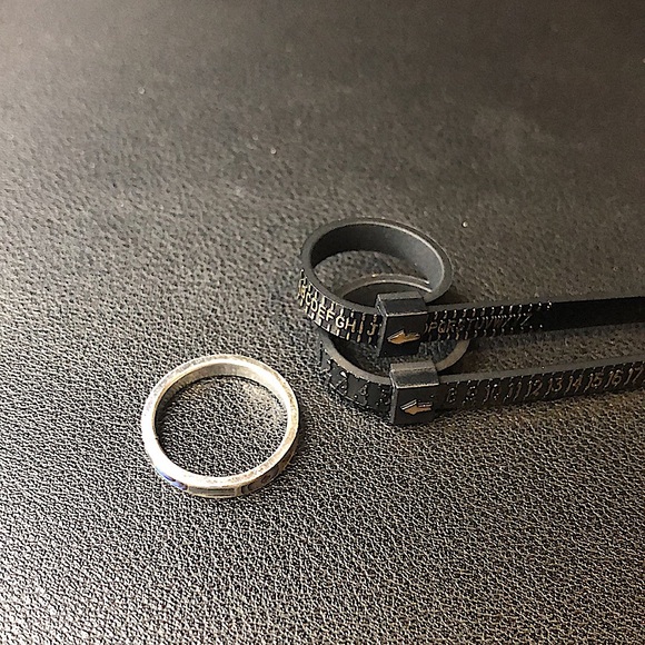 3/$20 Blue purple mother of pearl nacre ring - Picture 4 of 5